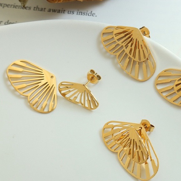 NEW💎18K Gold Plated Butterfly Earrings*Wings Earrings* - Picture 7 of 9